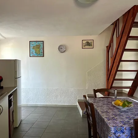 Apartment Panoramica Con Vista Mare Carloforte (Isola di San Pietro)