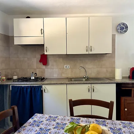 Panoramica Con Vista Mare Apartment Carloforte (Isola di San Pietro)